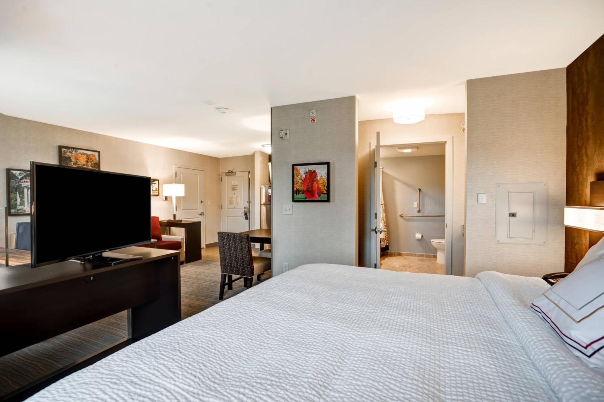 Residence Inn By Marriott Hamilton Exterior photo